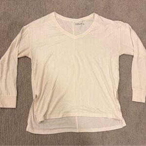 Women’s Abercrombie & Fitch Cream Long Sleeve Tee